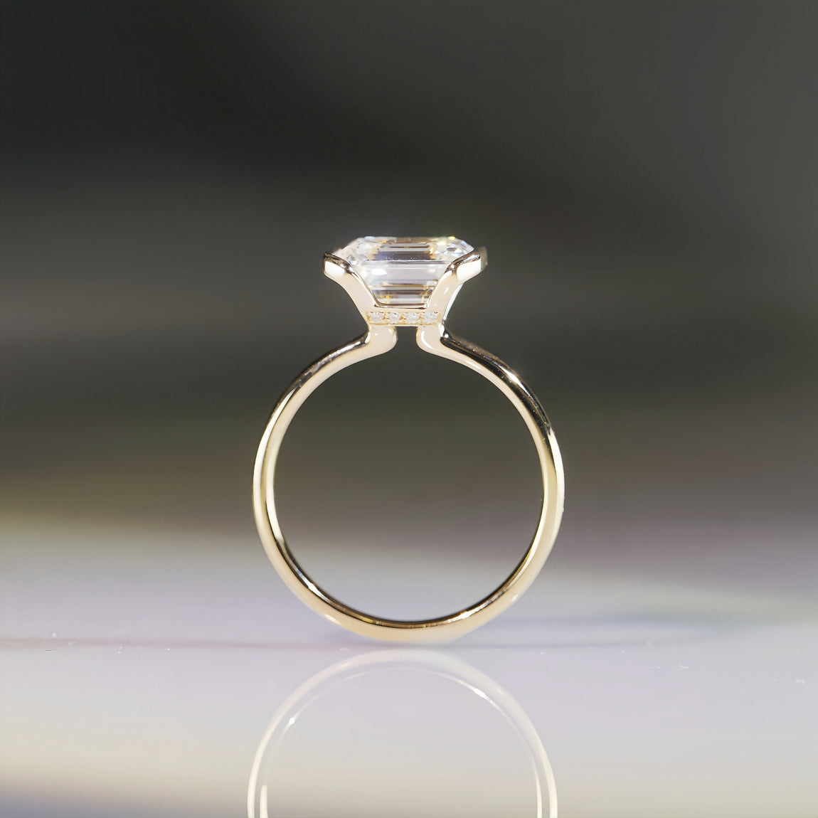Custom vs Ready-Made Engagement Rings: Which Is Right for You?