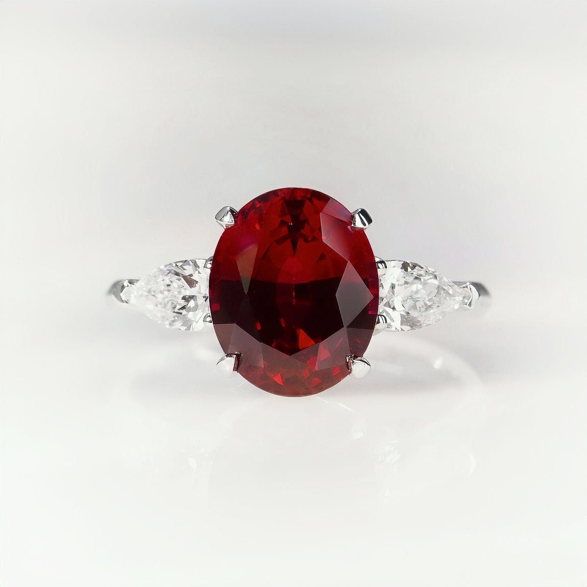 Valentine's Day Diamond Jewellery: Romantic Gifts She'll Love