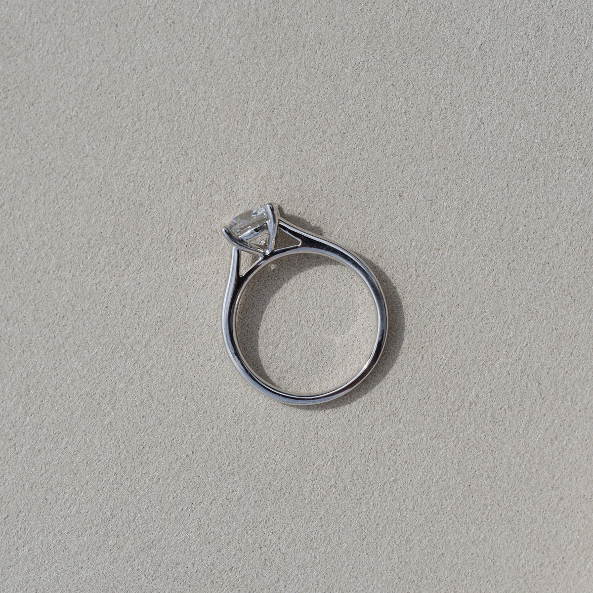 Ava, Round Brilliant Diamond Solitaire Ring