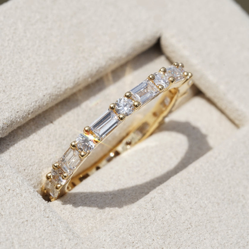Evelisse, 1.42ct Baguette & Round Lab Diamond, 18K Yellow Gold Eternity Wedding Ring