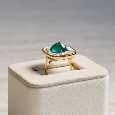 Sugarloaf, 5.52ct Cabochon Lab Emerald, 18K Yellow Gold Halo Vintage Ballerina Ring