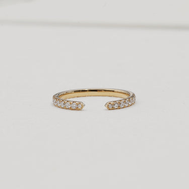 Aura, 0.23ct Lab Diamond, 18K Yellow Gold Open Diamond Wedding Ring