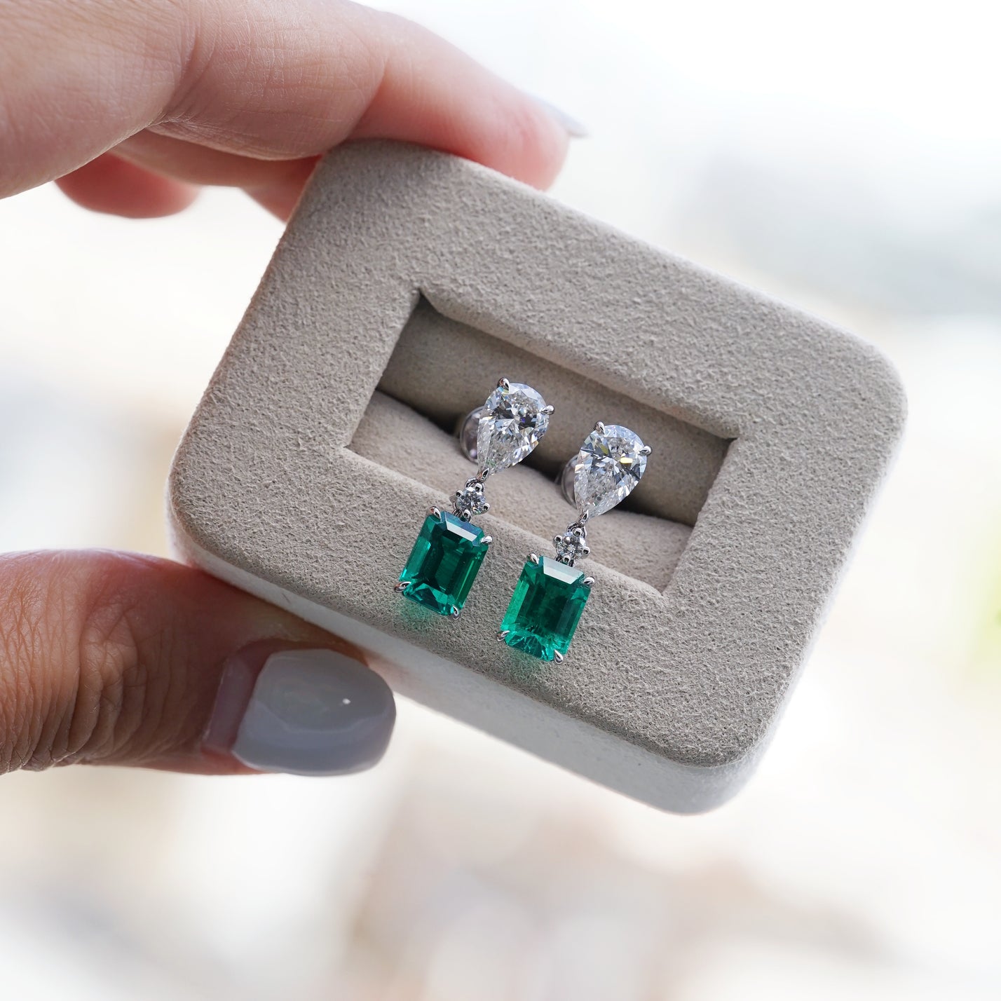 IGI 4.06ct Lab Diamond and Emerald, 18K White Gold Toi Et Moi Dangling Earrings
