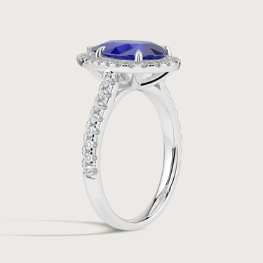 Keanis lab-grown pear sapphire halo ring with diamond band in 18k white gold, R24818PEHA, side view