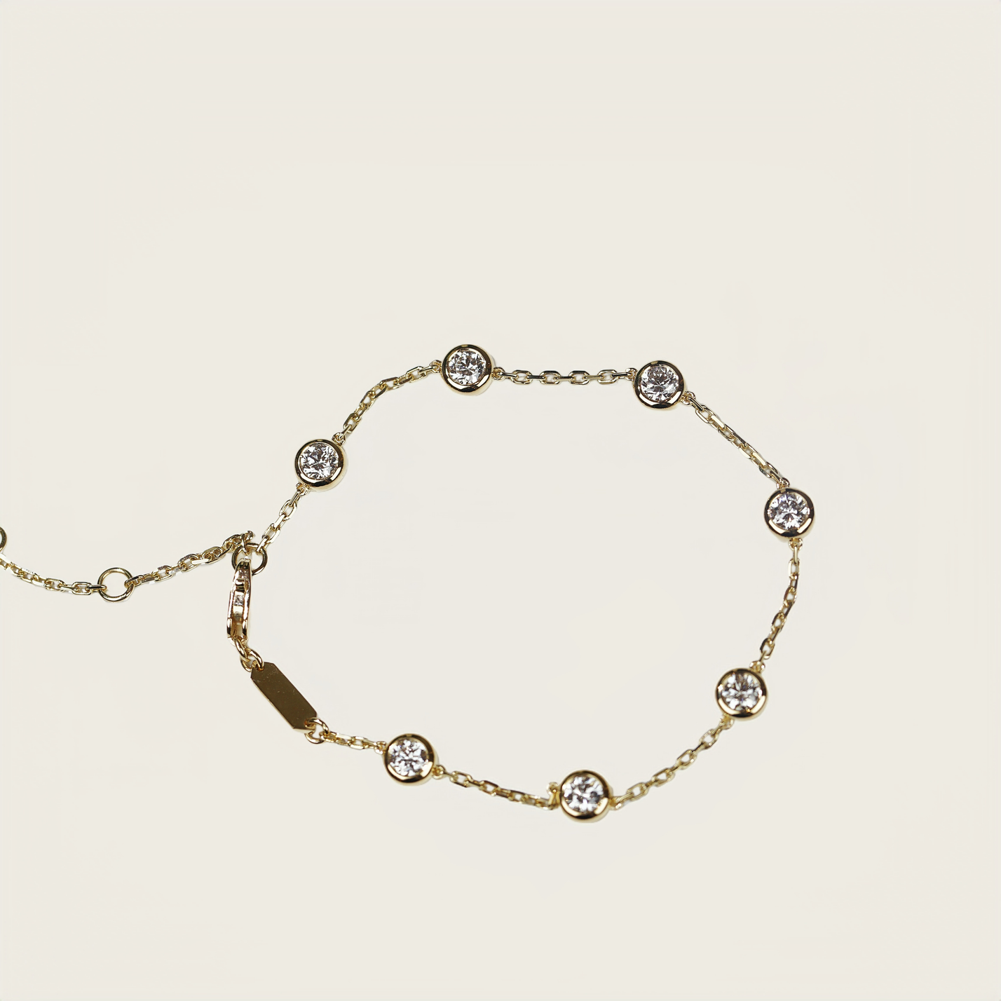 Round Brilliant Diamond Bubble Bracelet